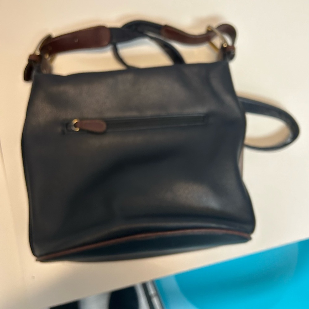 Carriage Club Crossbody purse black with brown trim - Picture 2 of 6